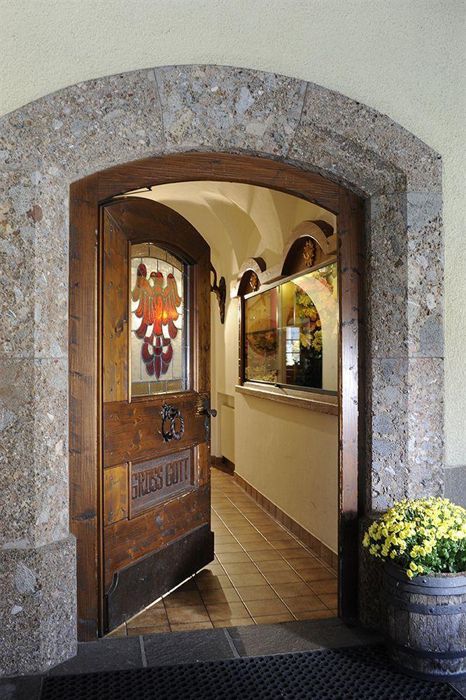 Gasthaus Sonne Tarrenz Eksteriør billede