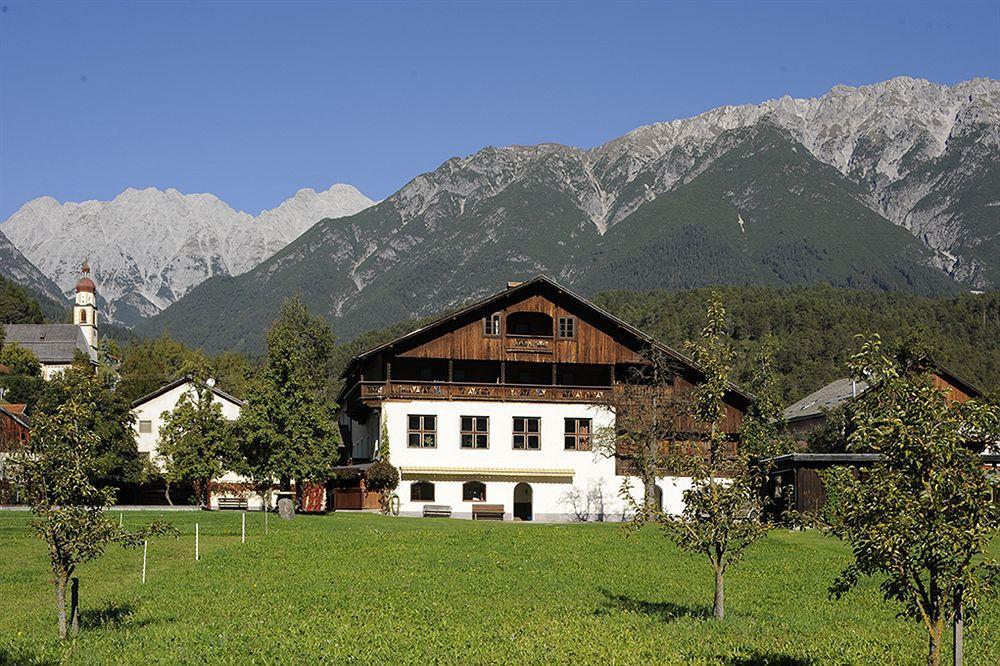 Gasthaus Sonne Tarrenz Eksteriør billede