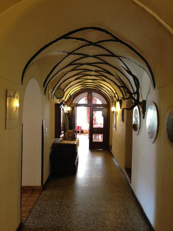 Gasthaus Sonne Tarrenz Eksteriør billede