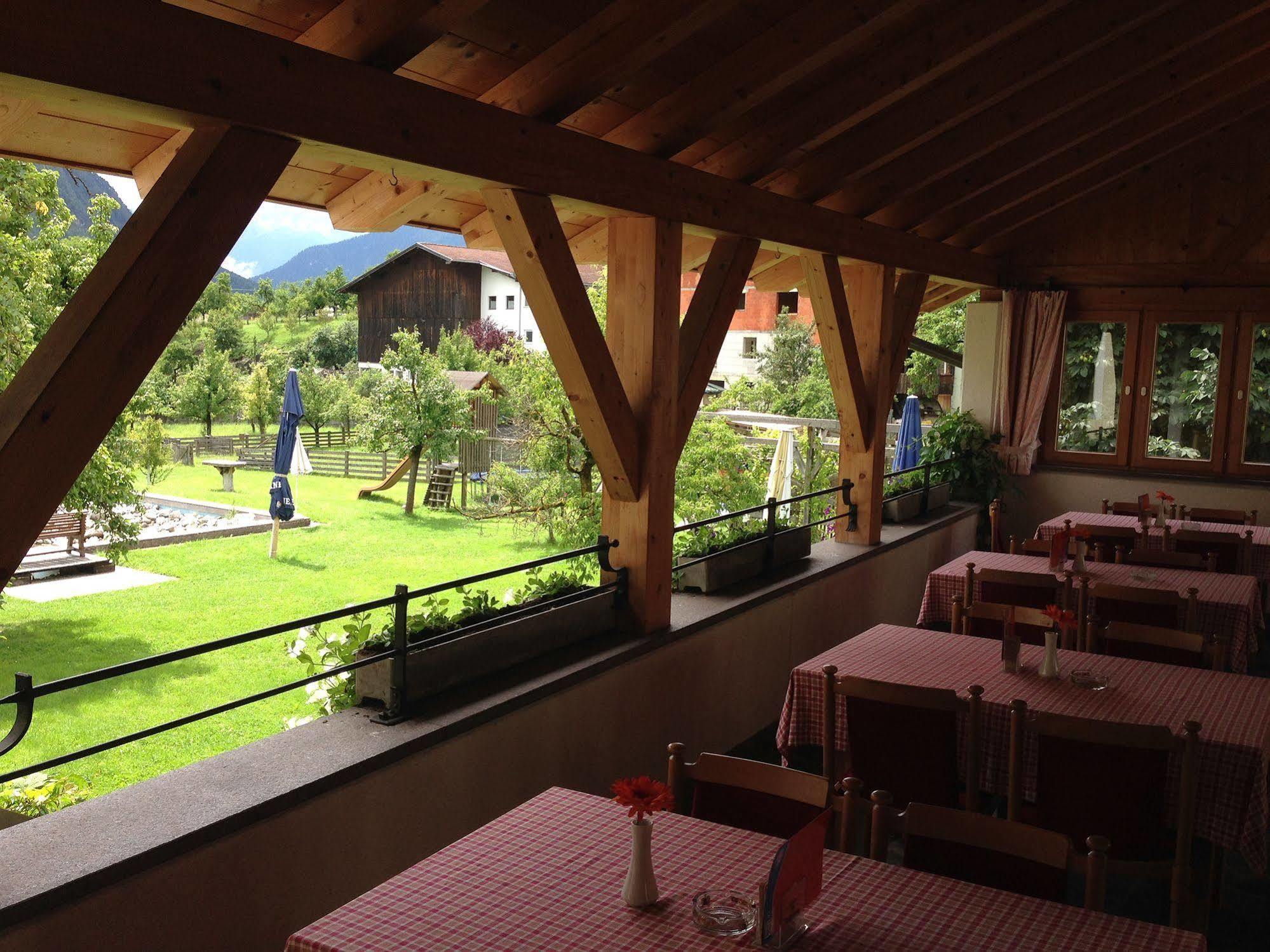 Gasthaus Sonne Tarrenz Eksteriør billede